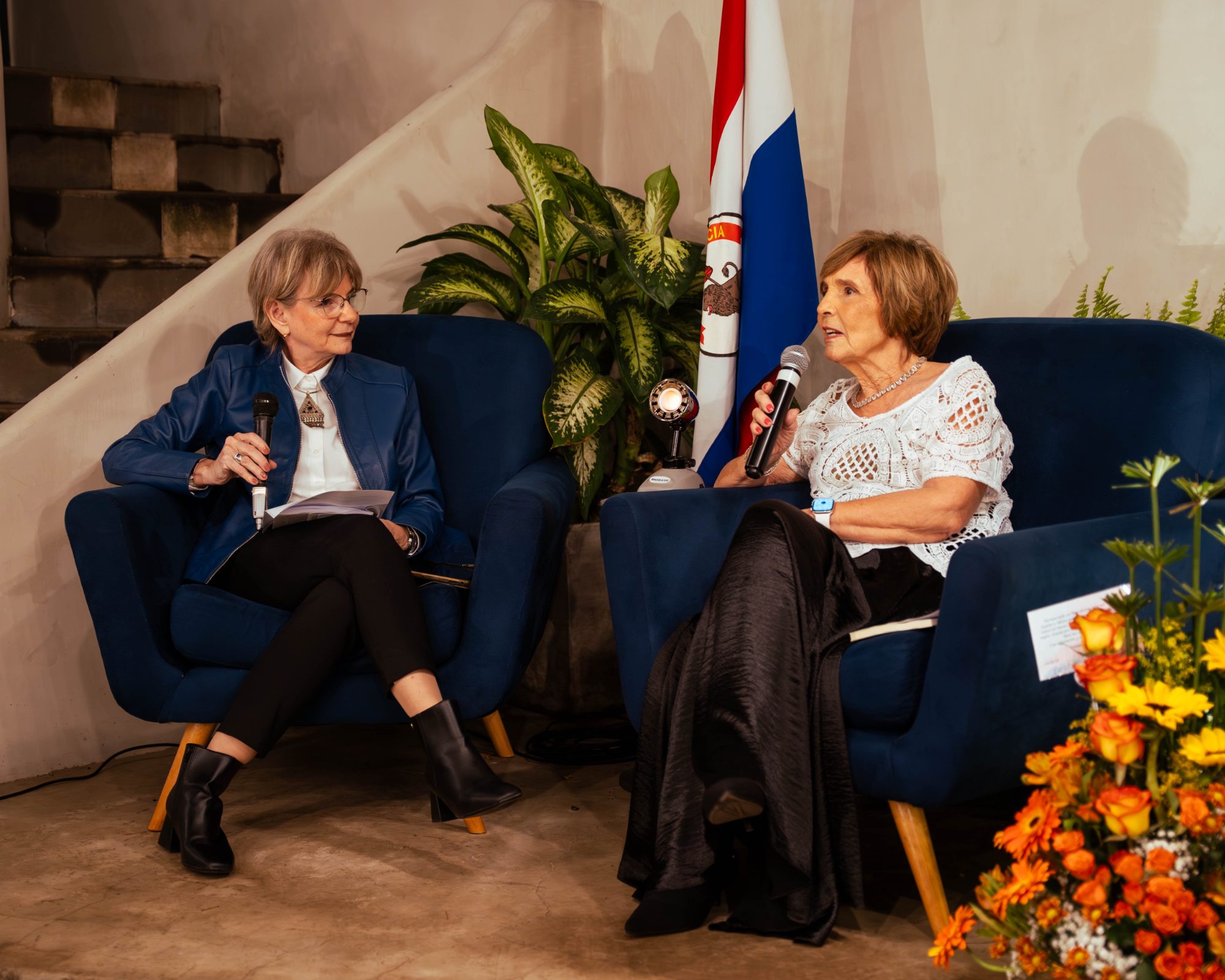 Conversatorio de presentación del libro